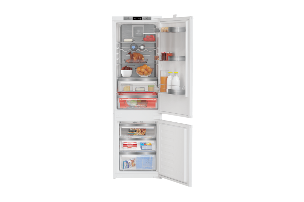 Холодильник встраиваемый Grundig GKIN25720