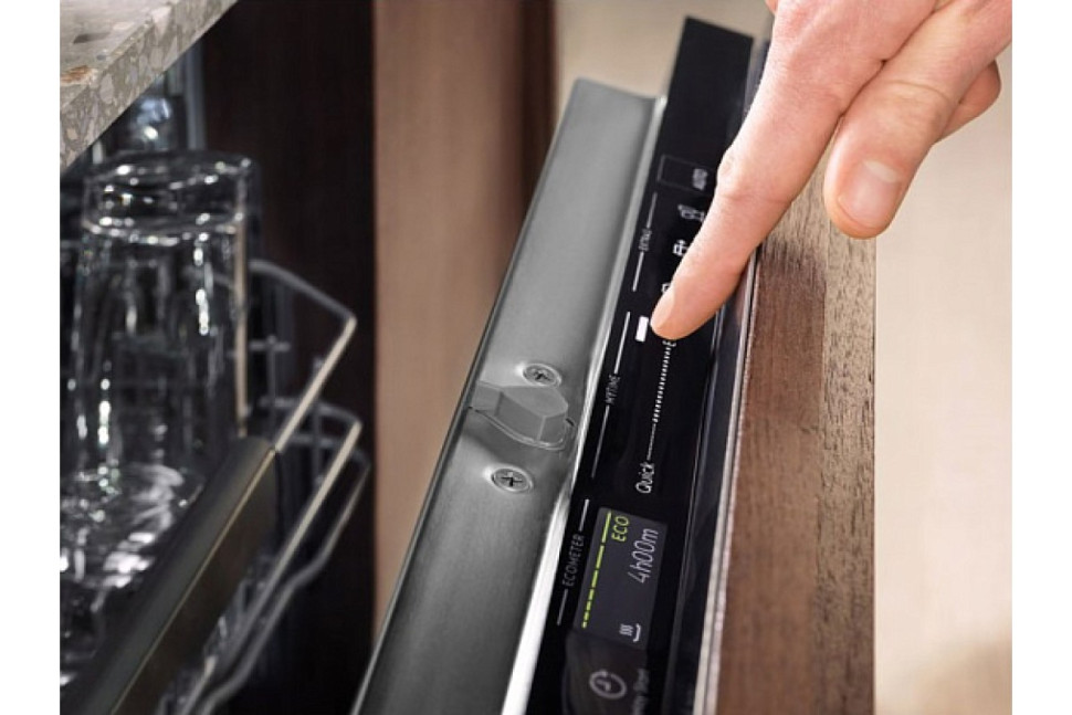 Встраиваемая посудомоечная машина Electrolux EEC87300W