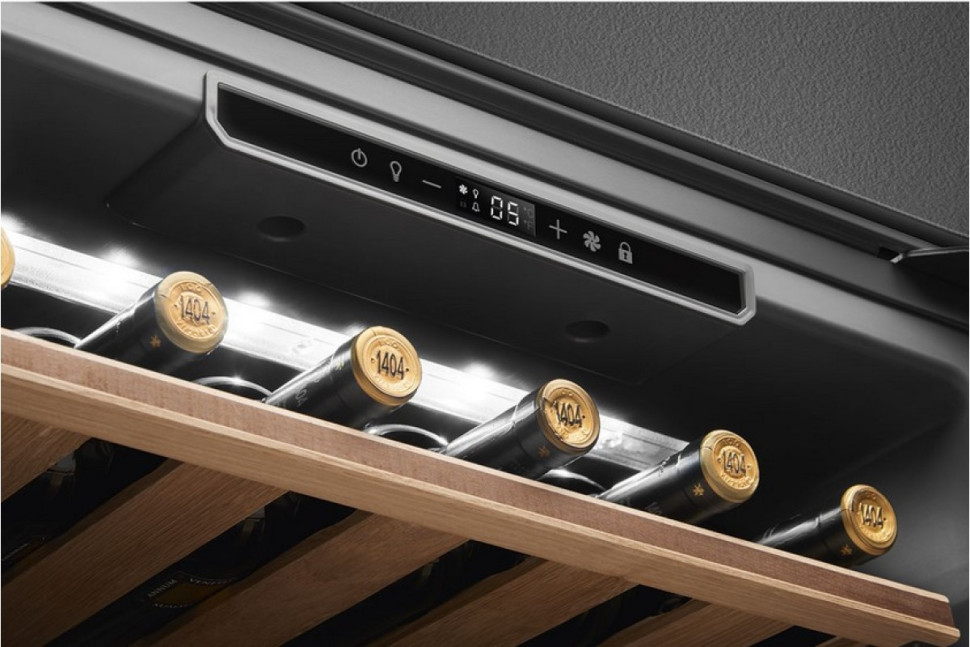 Встраиваемый холодильный шкаф для вина Smeg CVI321X3