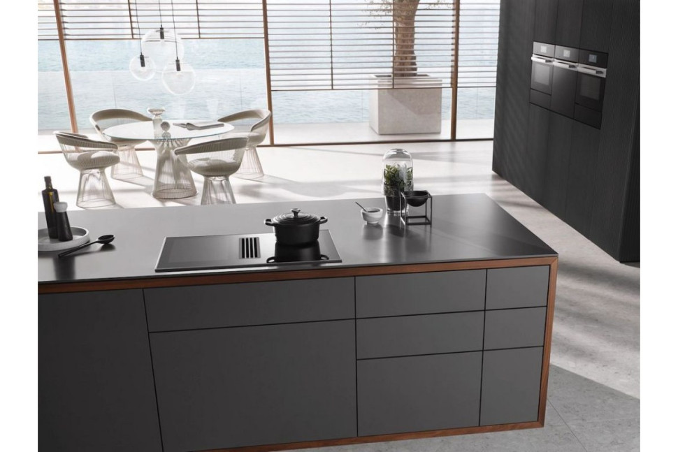 Индукционная варочная панель со встроенной вытяжкой Miele KMDA 7634 FR
